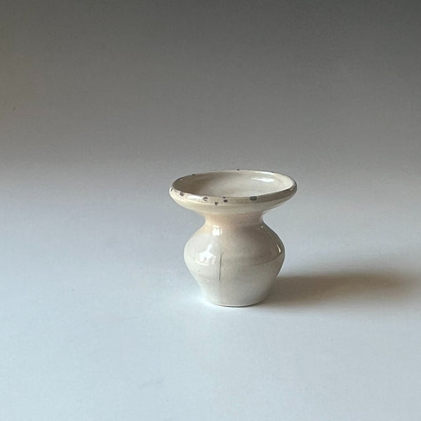 Flower vase