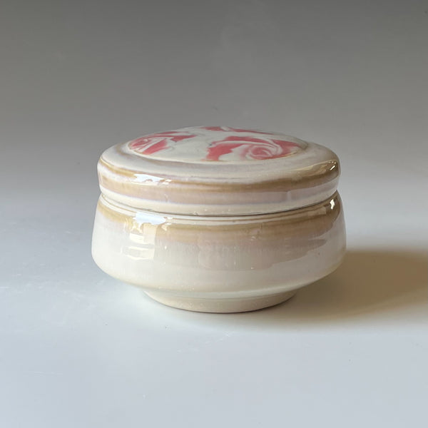 Covered dish