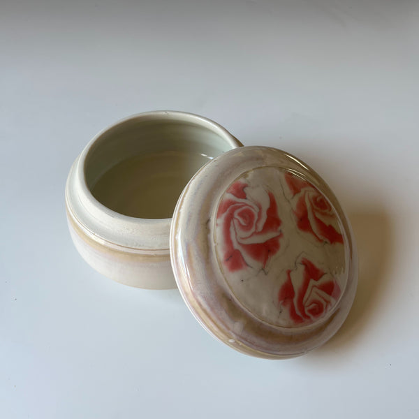 Covered dish
