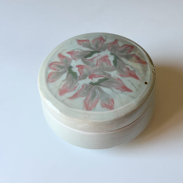 Covered dish