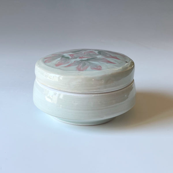Covered dish