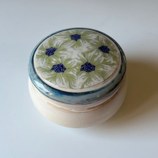 Covered dish