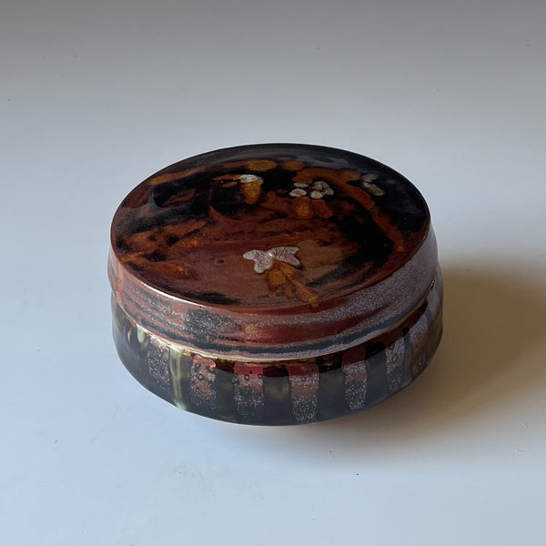 Covered dish