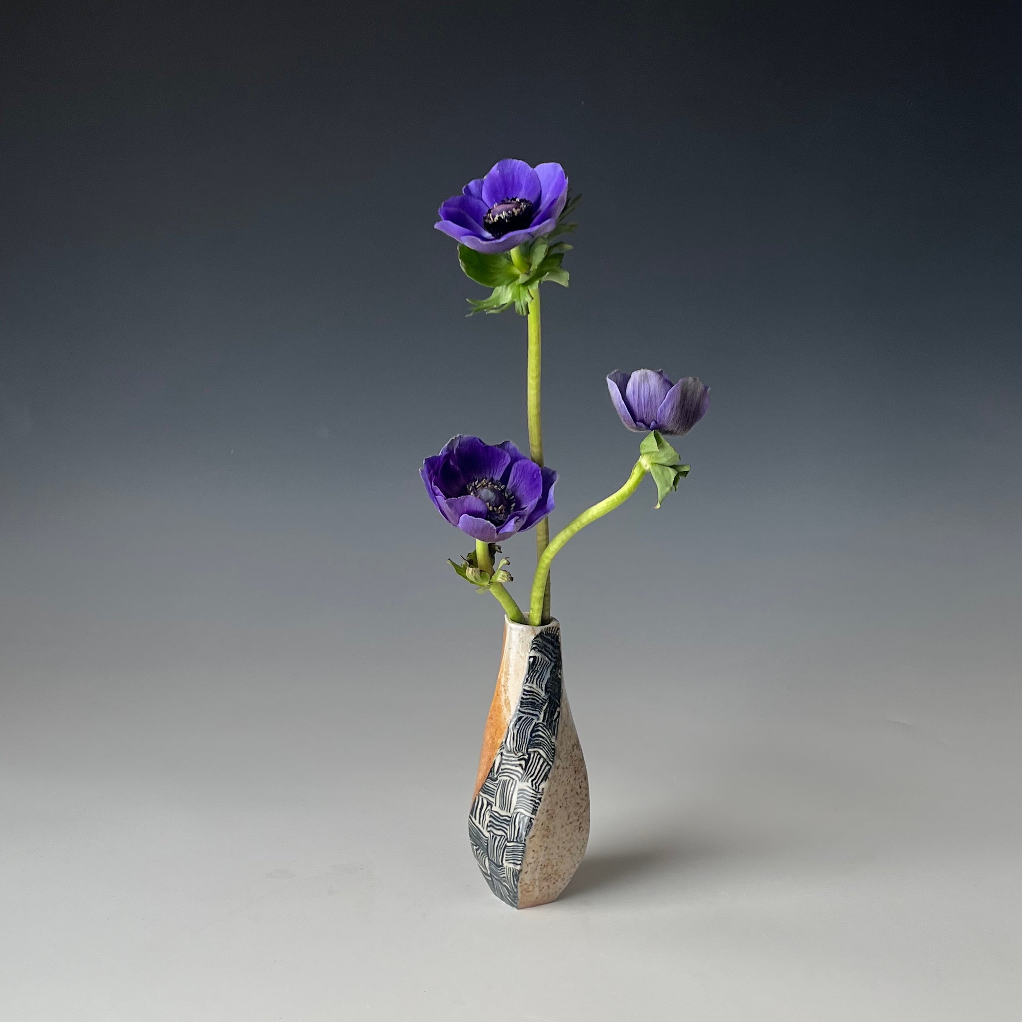 Flower vase
